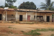  2014 - Réhabilitation de salles de classe à Yokadouma